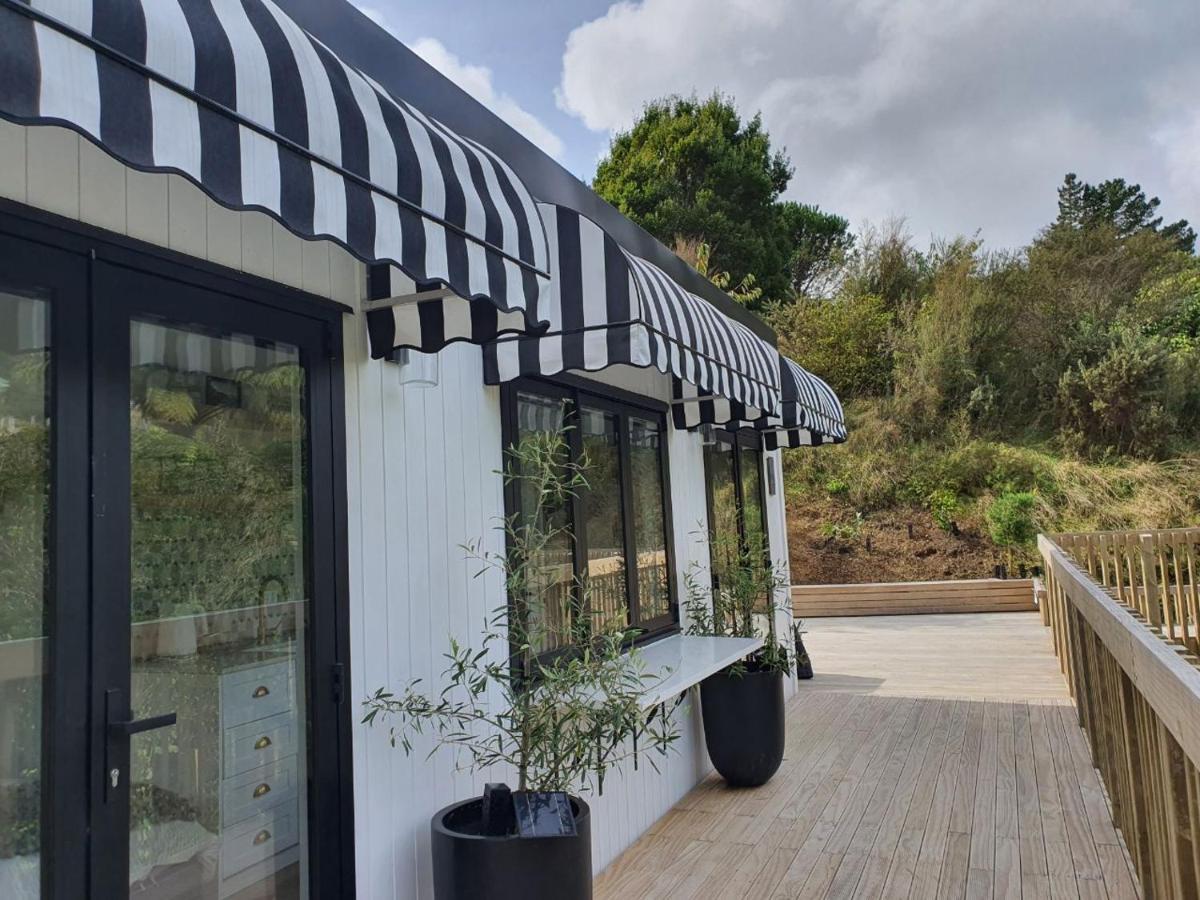 Tiny House With Greenhouse Dining Lower Hutt Zewnętrze zdjęcie