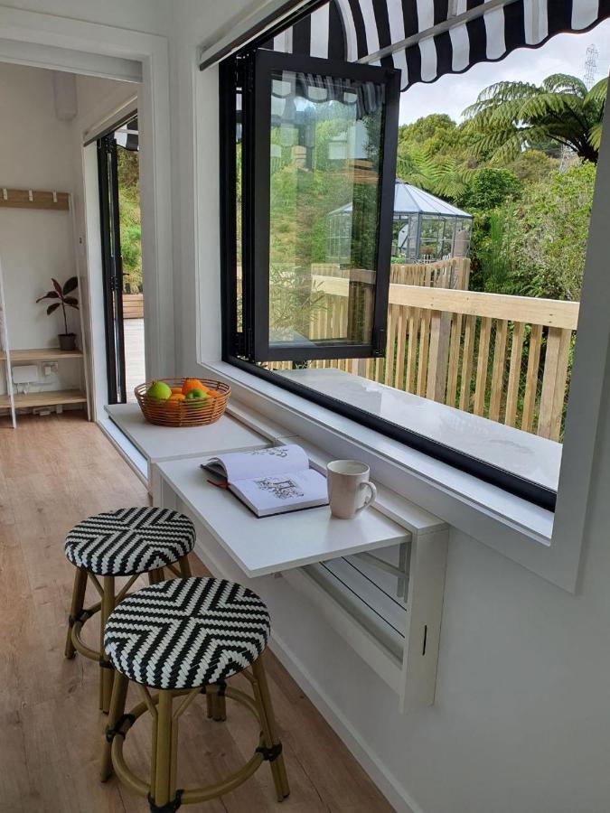 Tiny House With Greenhouse Dining Lower Hutt Zewnętrze zdjęcie